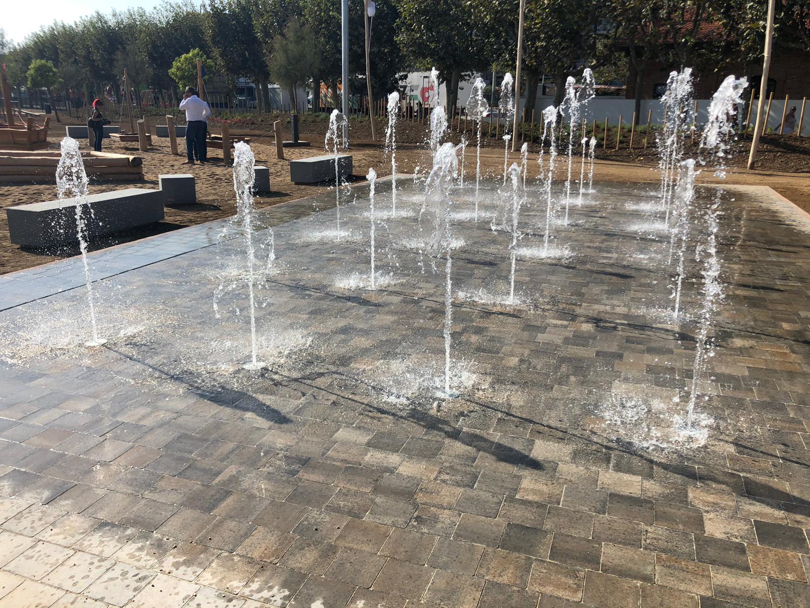 Fuente ornamental - Parque de les veles , Calella