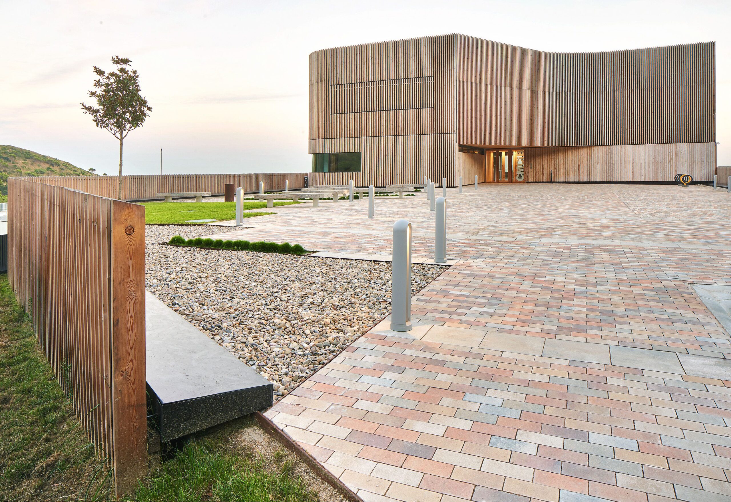 Centro de medicina Comparativa y Bioimagen