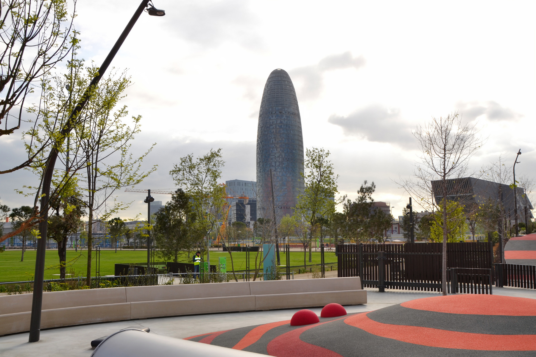 3-glories-barcelona-hormigon-arquitectonica-wetcast-breinco-canopia