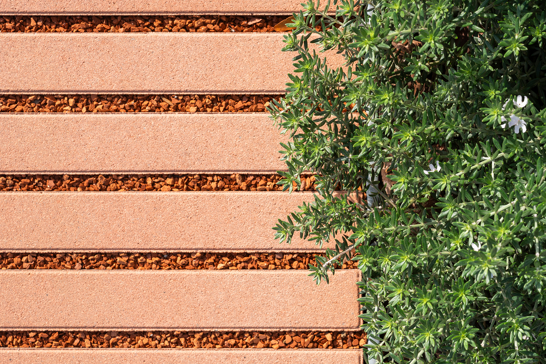 4-pavimento-drenante-losa-filtra-girona-breinco