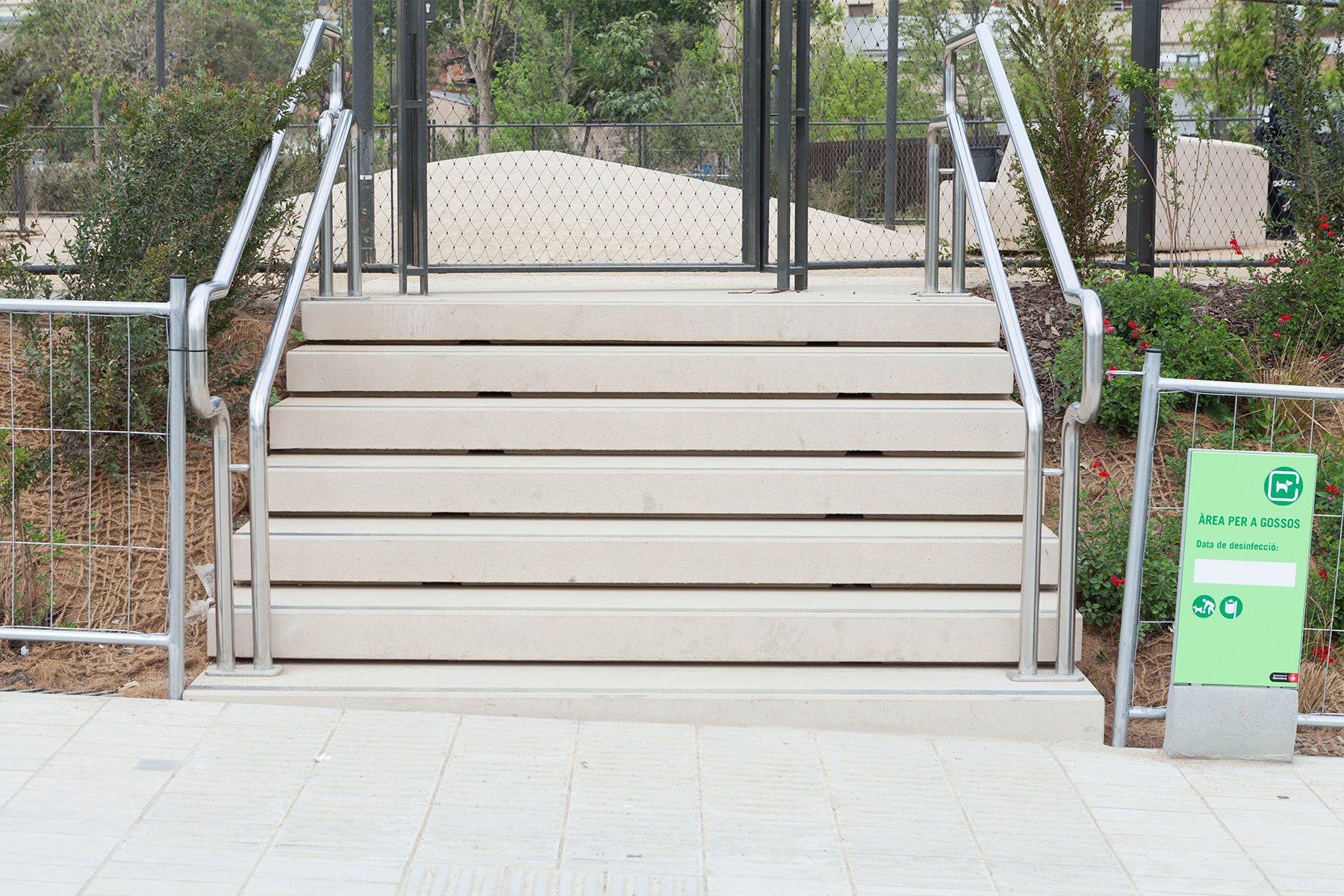 7-pavimento-losa-vulcano-canopia-breinco