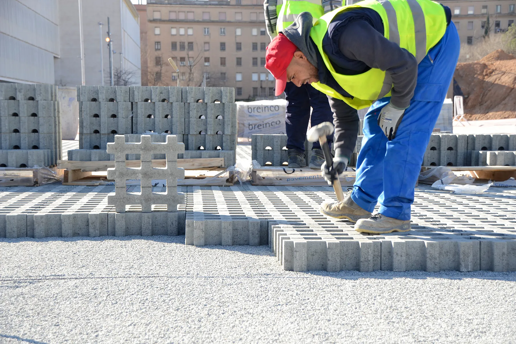 Llosa-trama-colocacion-breinco