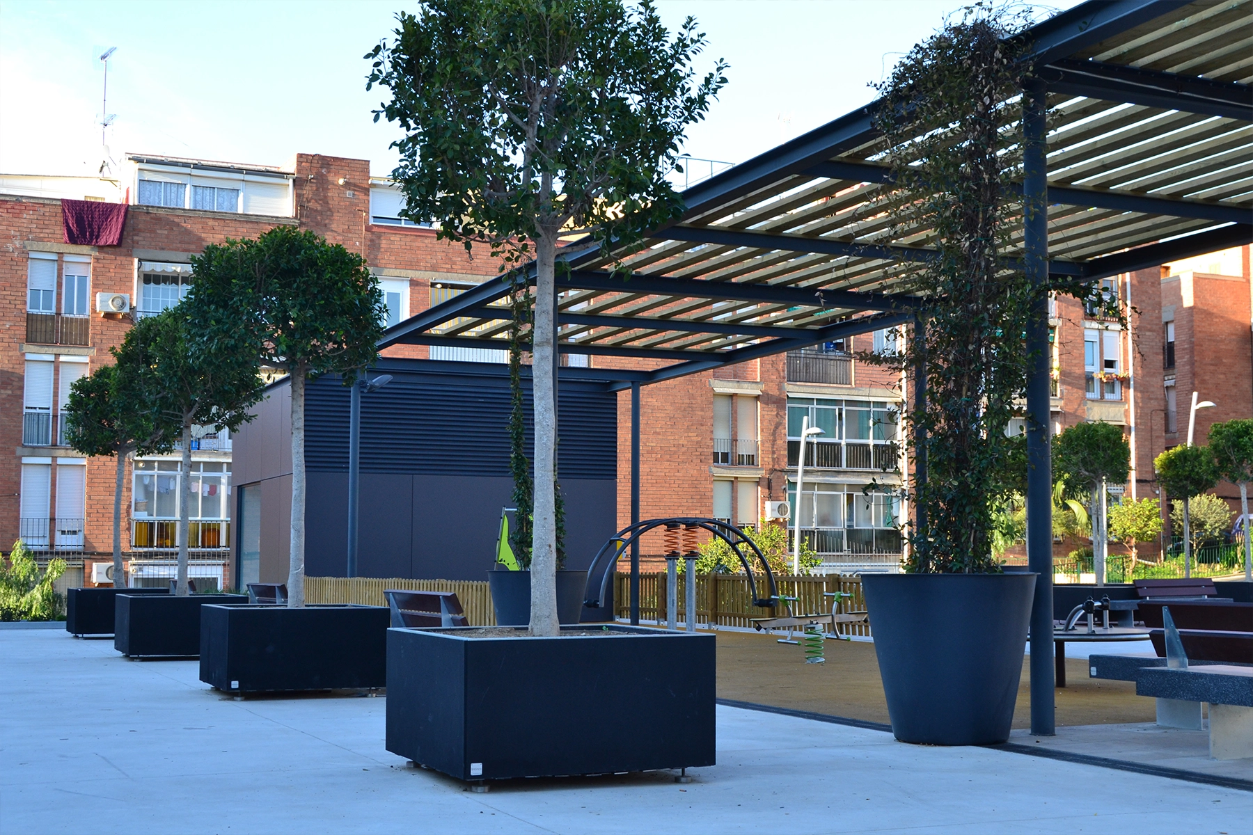 1-Terrascreen-square-black-viladecans-bcn