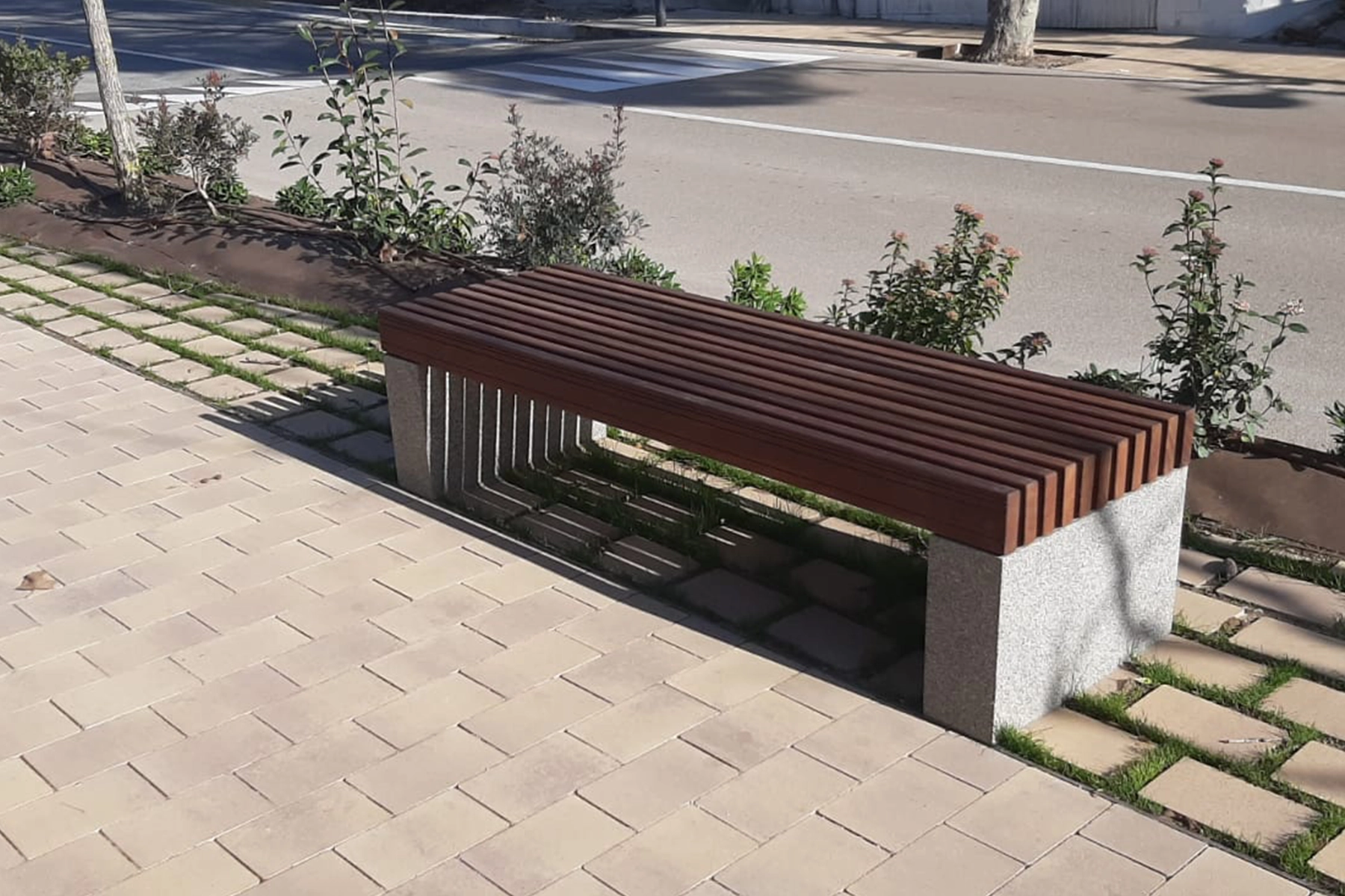 1-pause-wood-elements-street-furniture-breinco