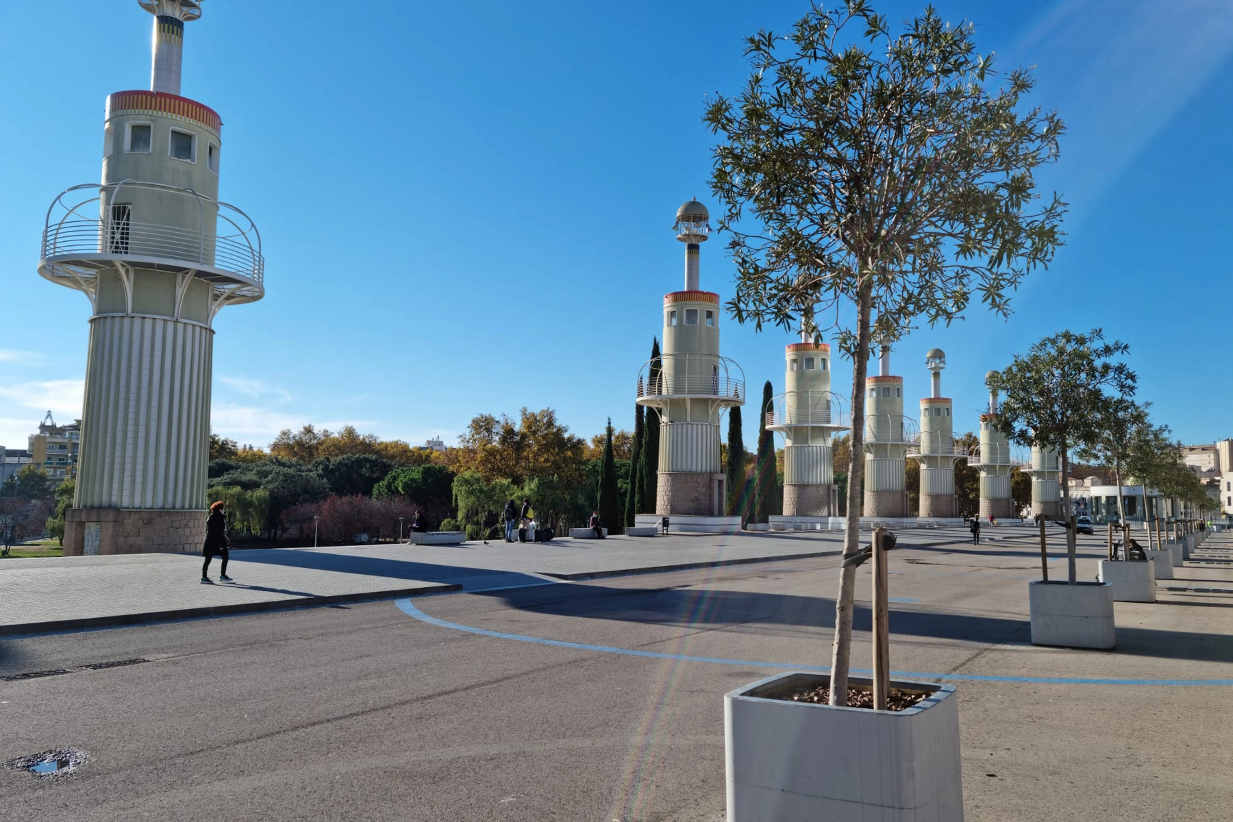 1-square-planter-street-furniture-breinco