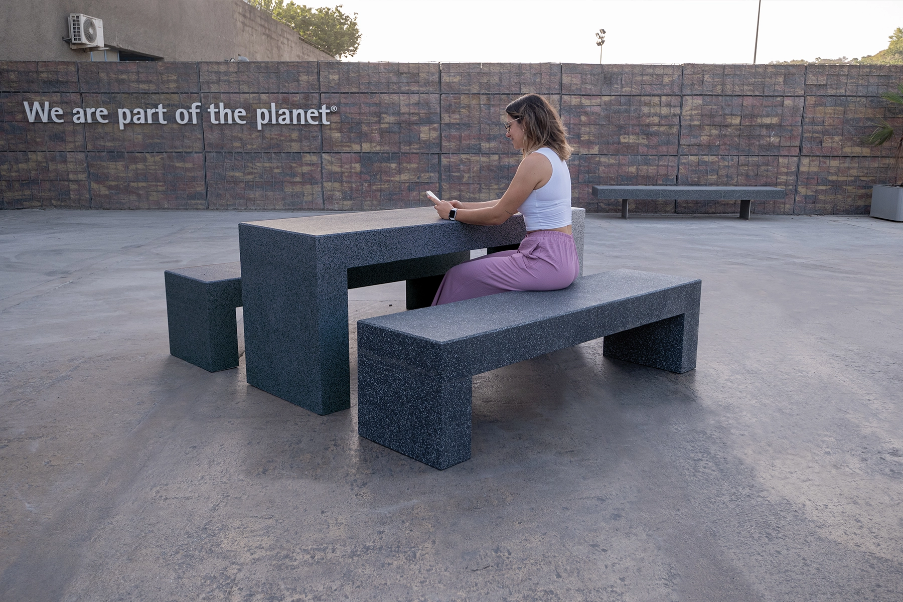 2-pause-side-breinco-elements-madera-resplado