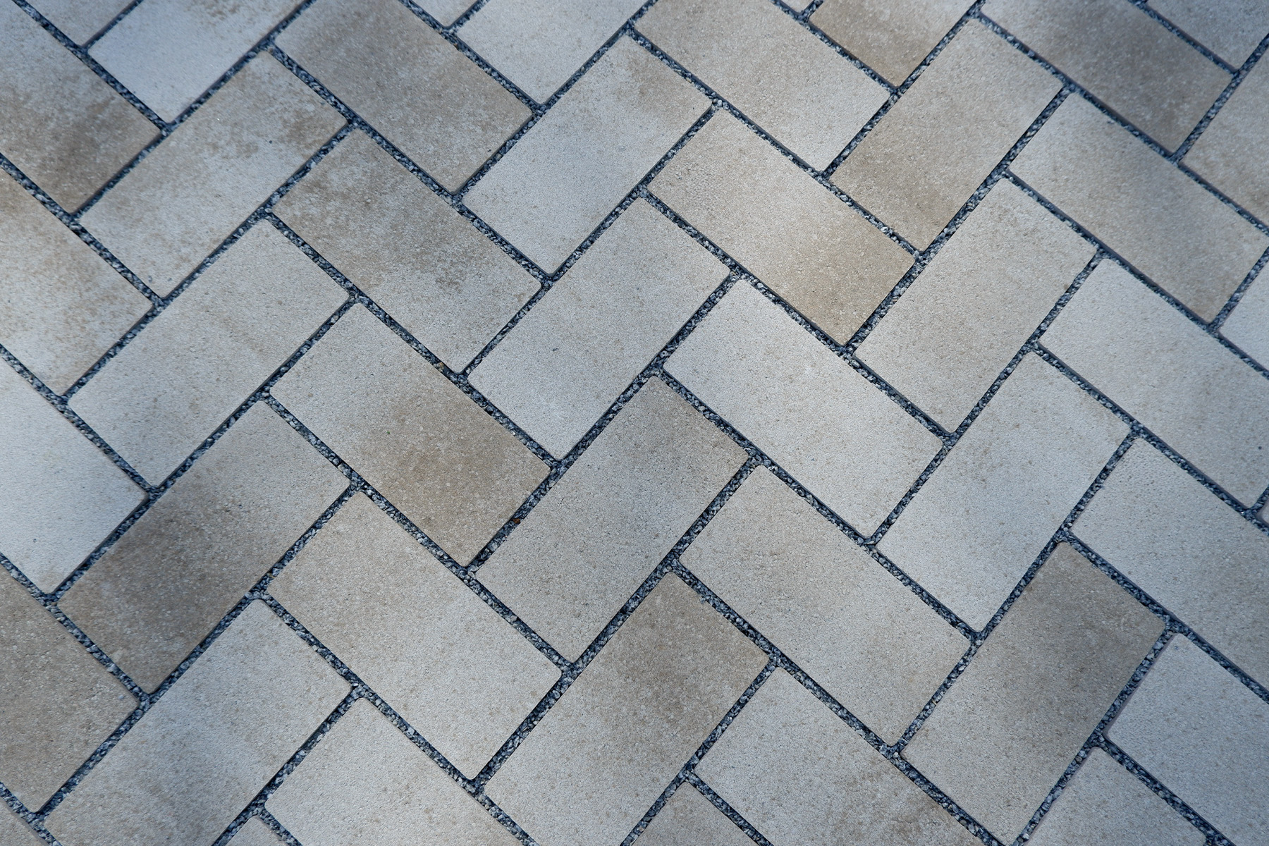 2-terana-six-acqua-joint-marfil-pavimento-drenante-breinco