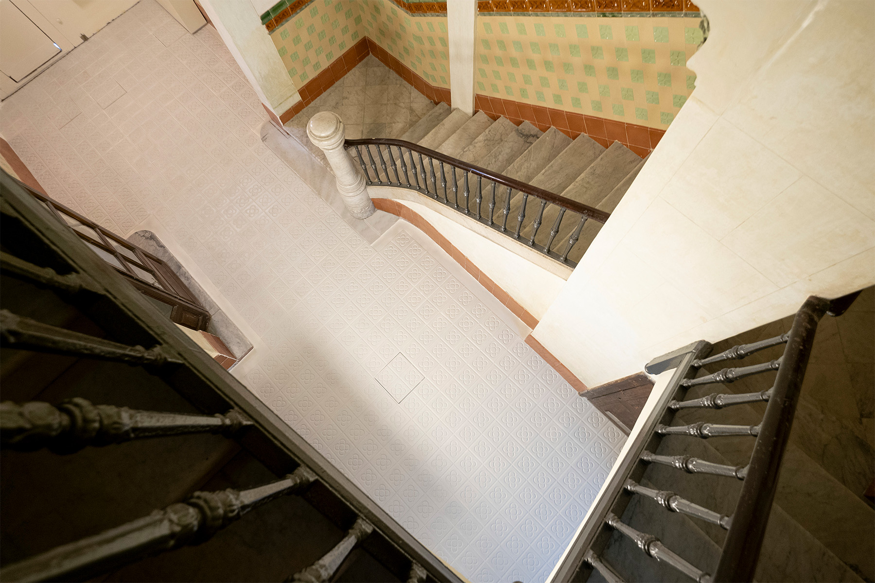 3-panot-flor-white-casa-joaquin-farran-breinco-barcelona