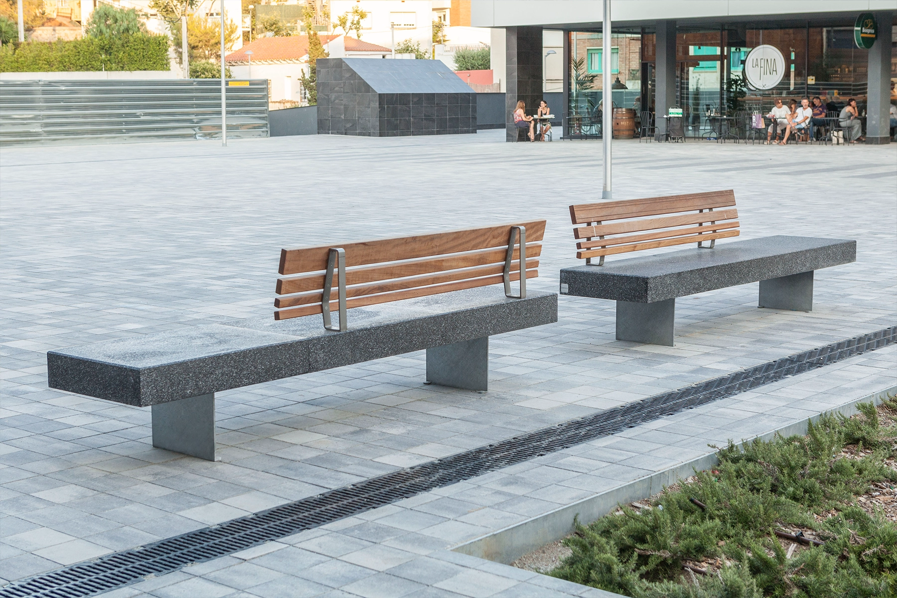 3-pause-breinco-street-furniture-elements