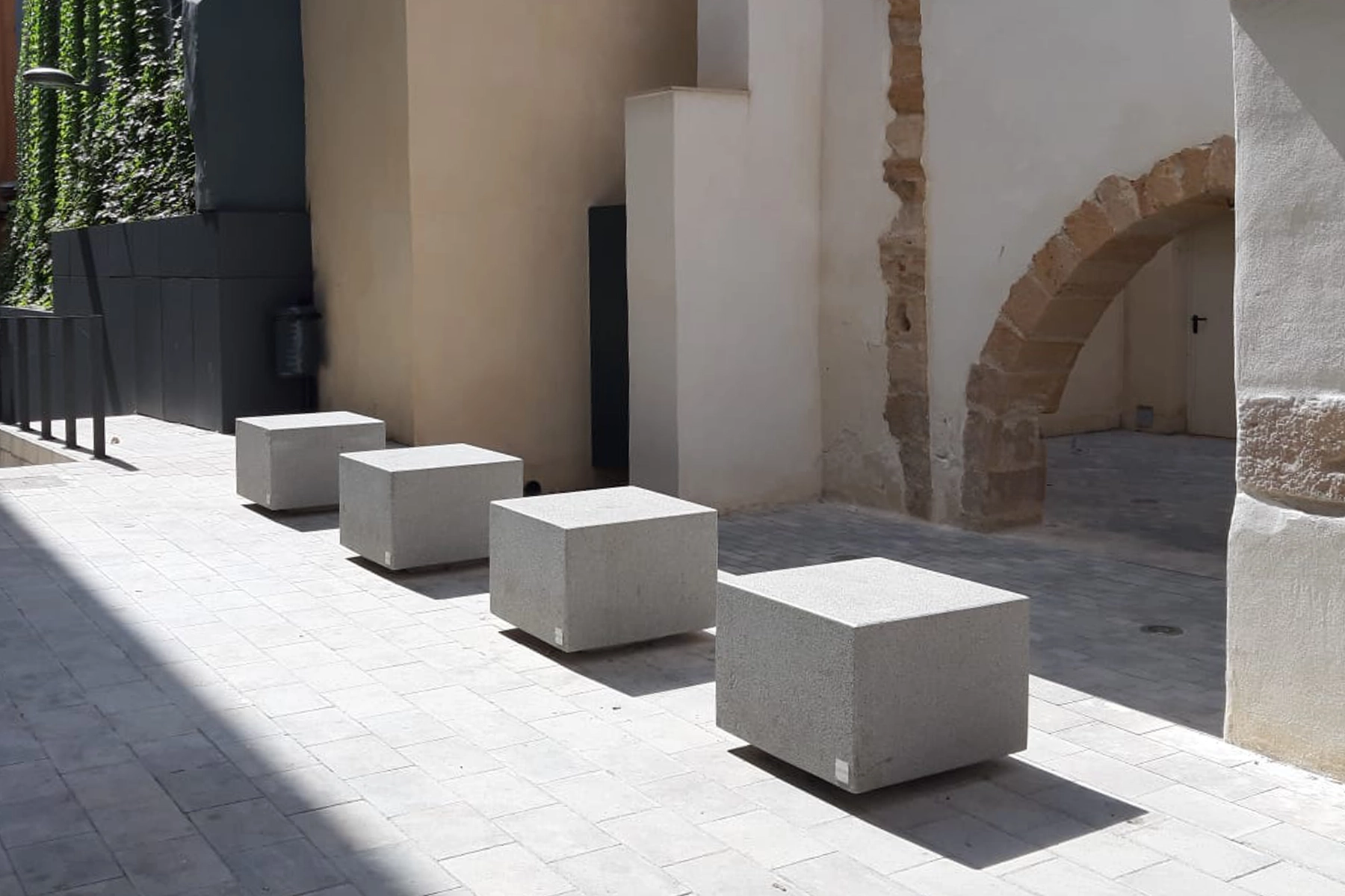 4-Basic-50-contract-grey-valls-museu-mon-casteller