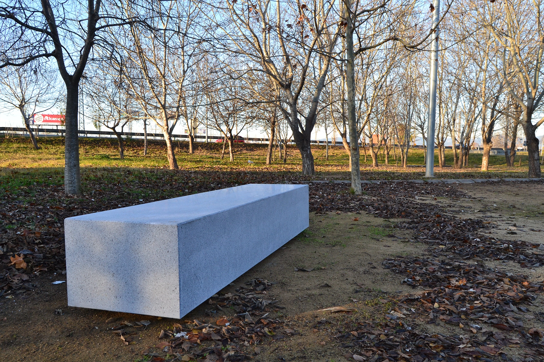 4-Basic-60-park-white-el-prat-llobregat