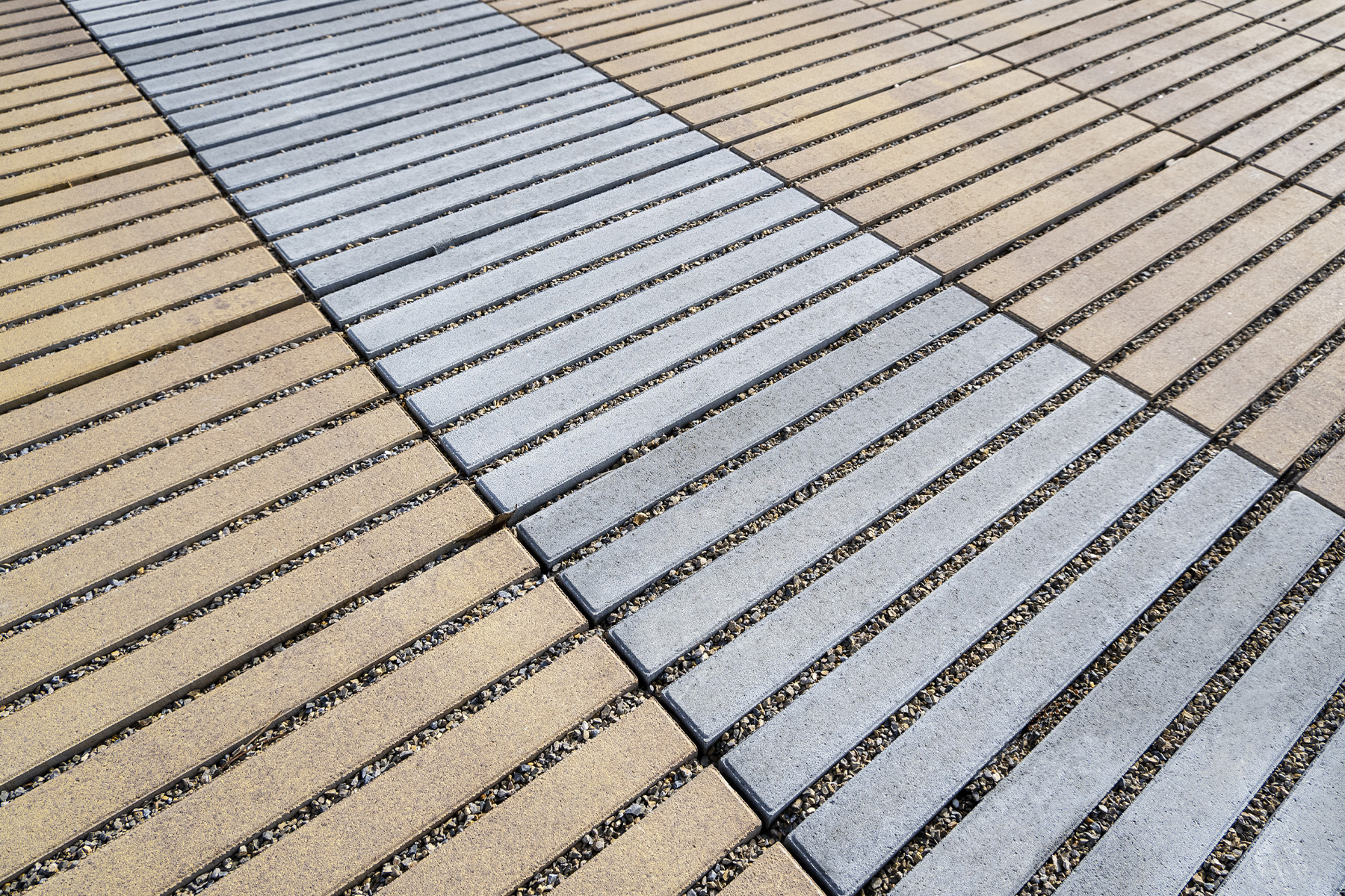 Filtra-contract-desierto-grey-mont-ras-girona-detail