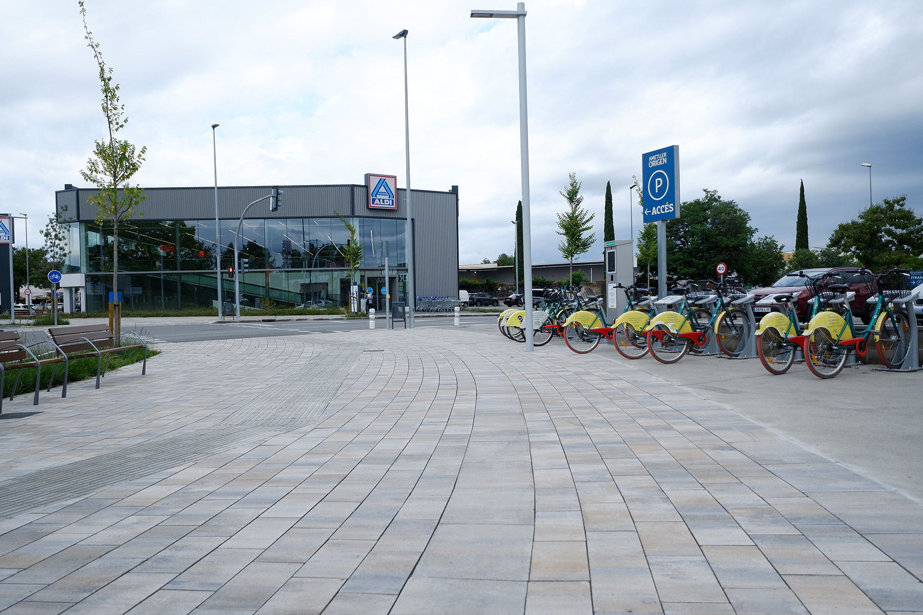 Llosa-vulcano-contract-ceniza-aldi-girona