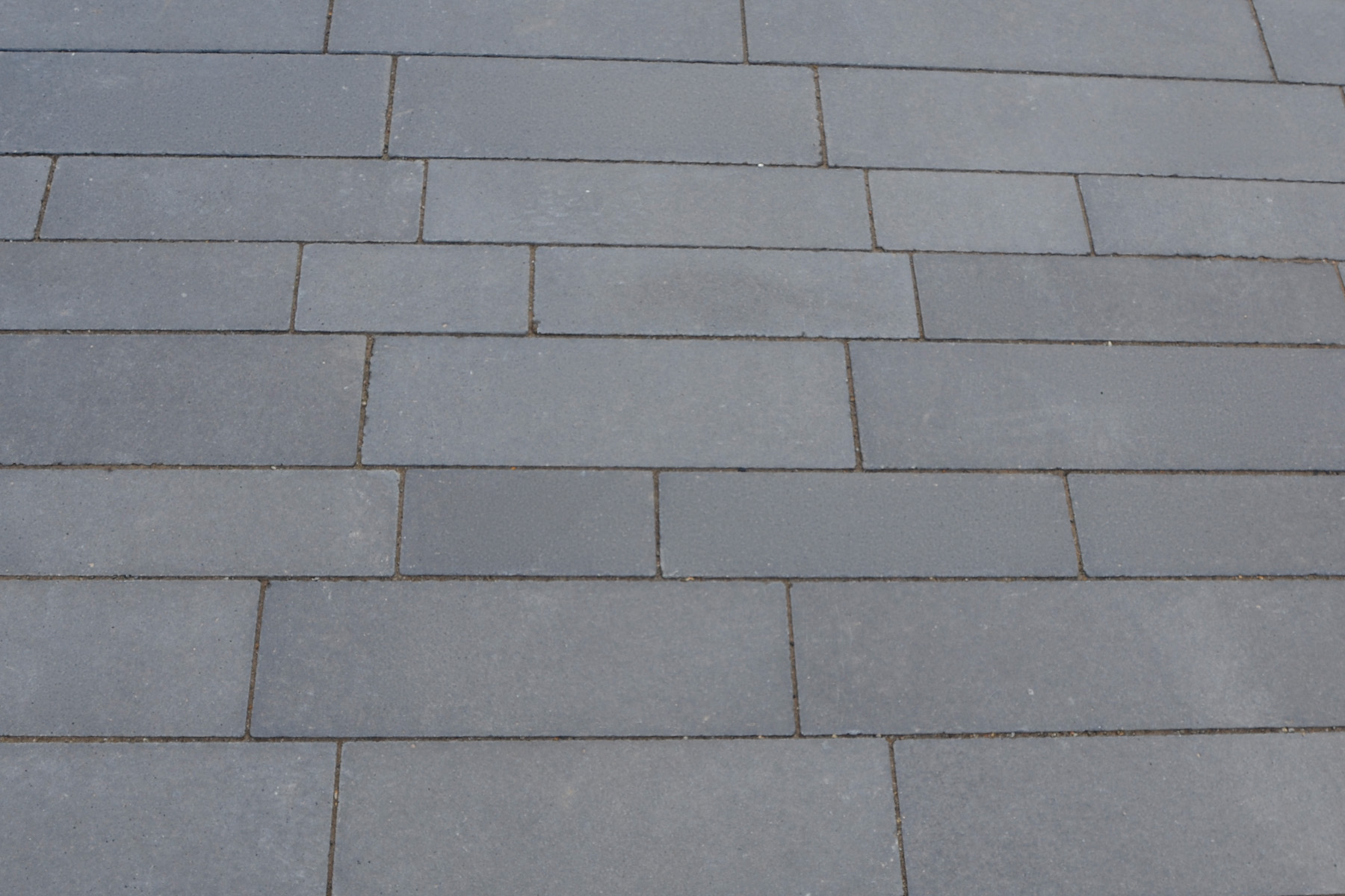 Penta-contract-grey-castelldefels-bcn