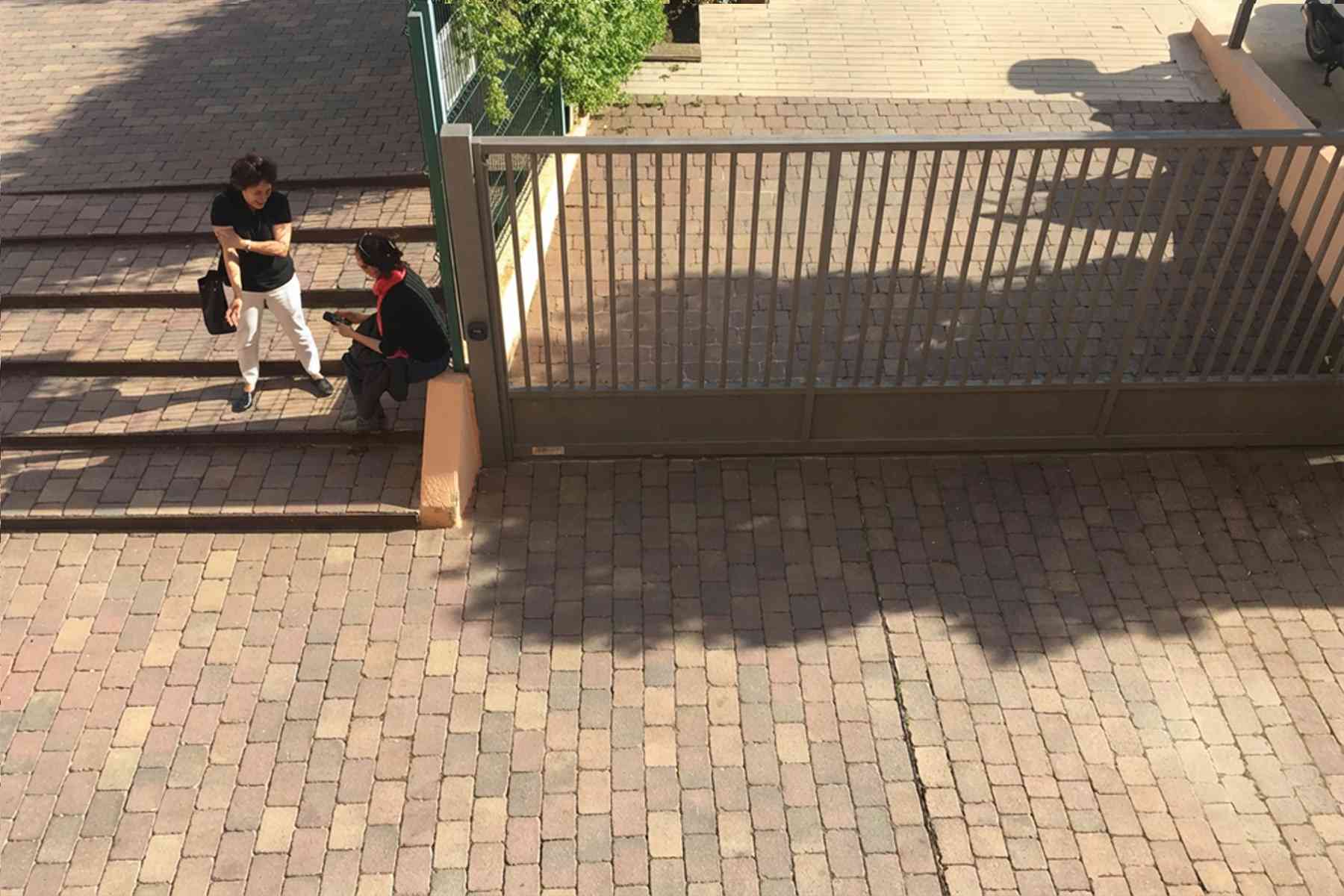 Tegula-art-detail-ceniza-passeig-de-gracia-amb-gran-via-barcelona_10_11zon