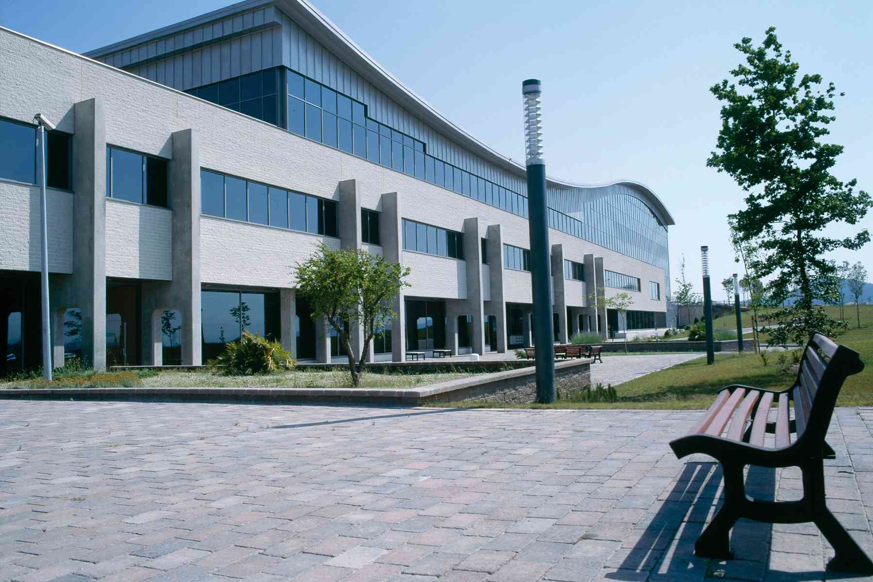 Tegula-contract-mediterraneo-laboratorios-boehringer-sant-cugat_5_11zon