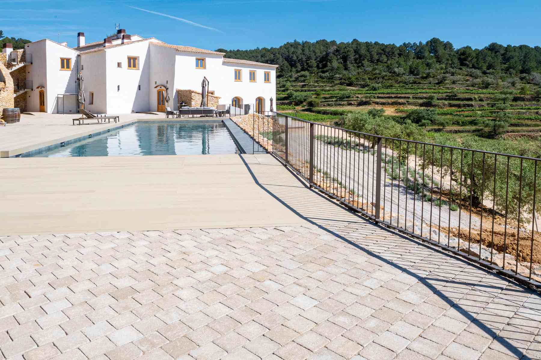 Tegula-hotel-marfil-masia-cabellut-tarragona_2_11zon