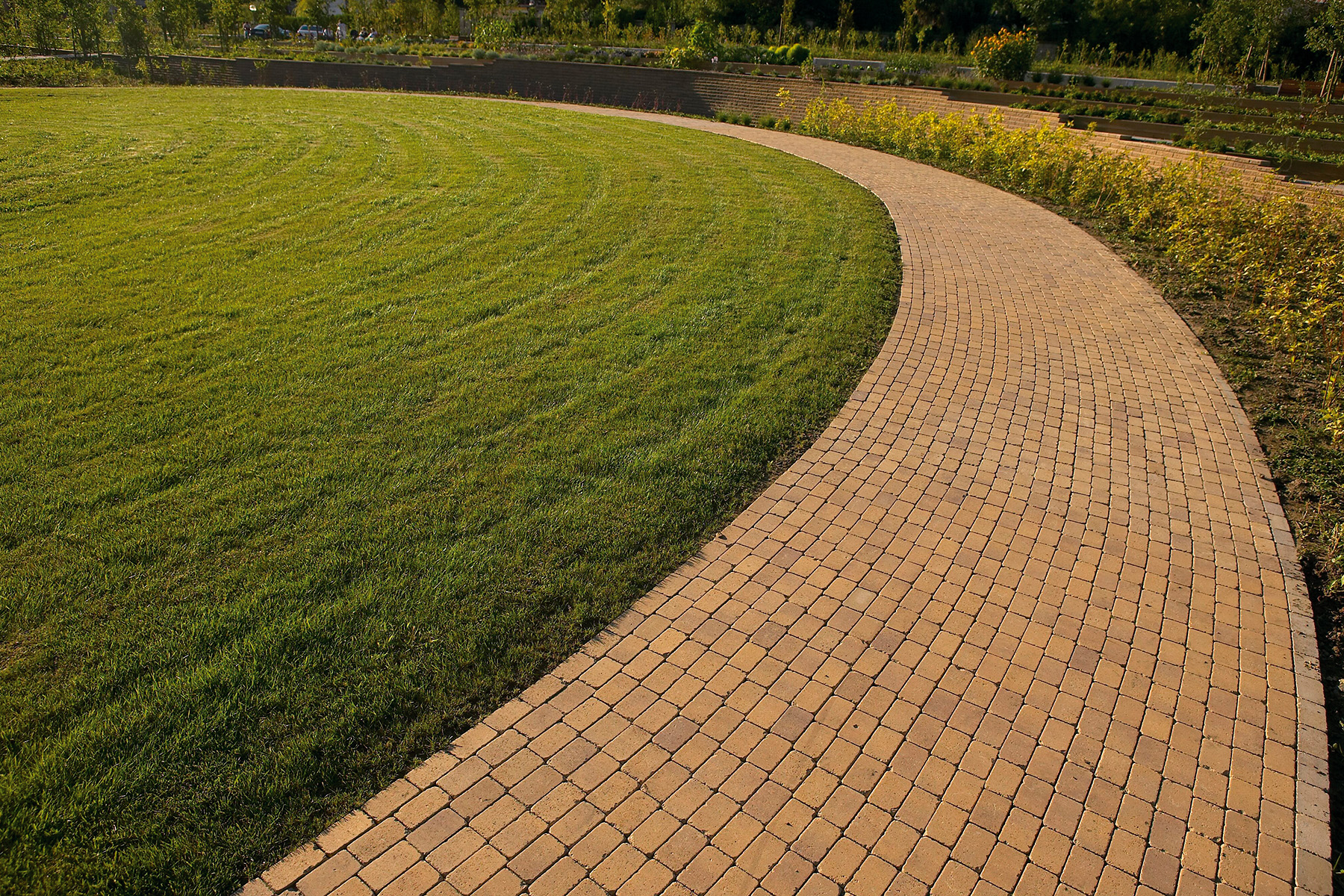 Tegula-park-desierto-mendibil-navarra-six