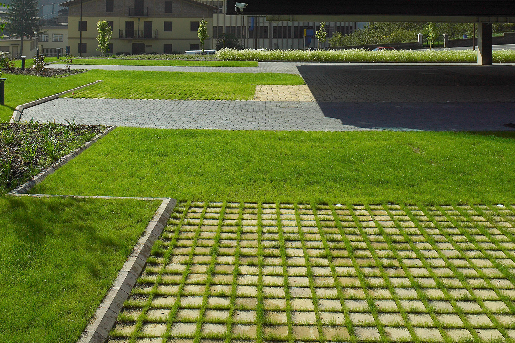 Terana-green-contract-black-garalla-edificio-arrasate-tessina