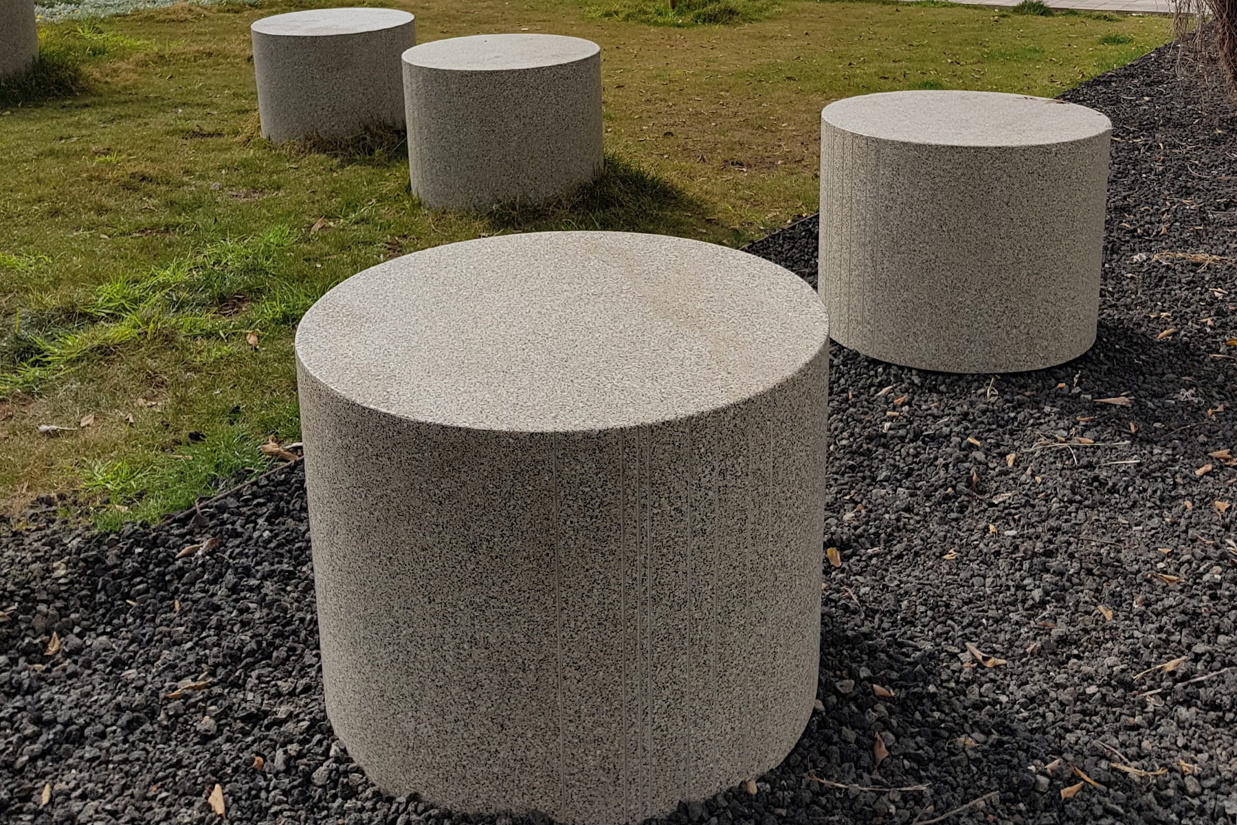 circle-puff-calle-adeje-tenerife-street-furniture