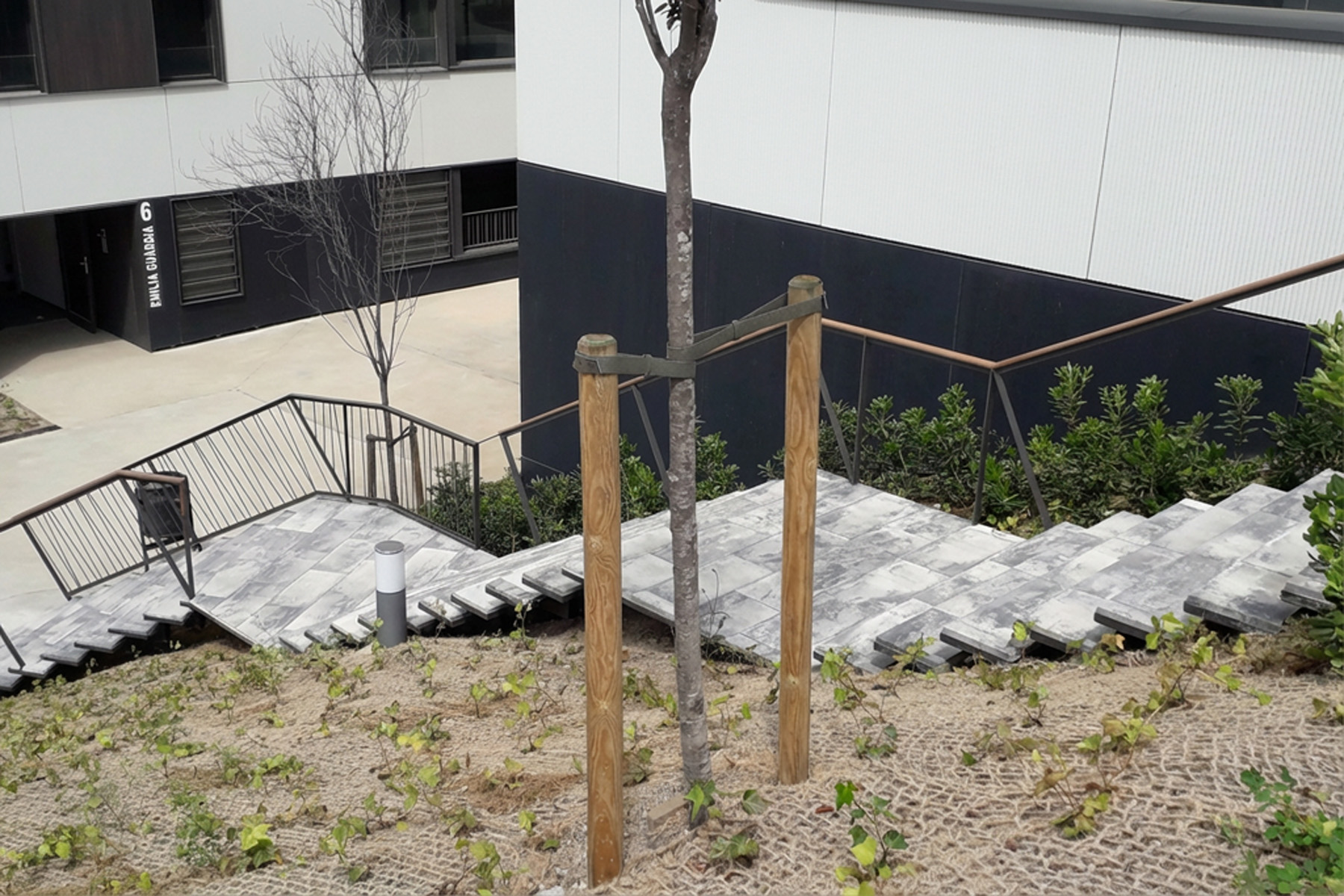 ishi-llosa-vulcano-paviment-breinco-step