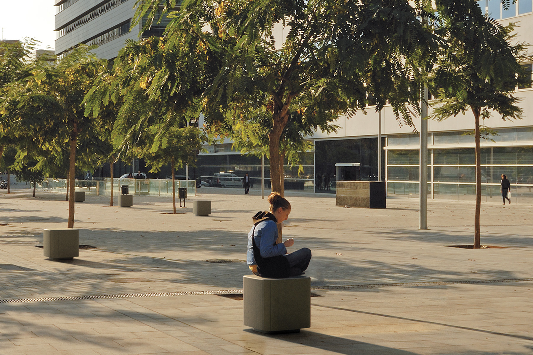 square-puff-elements-street-2