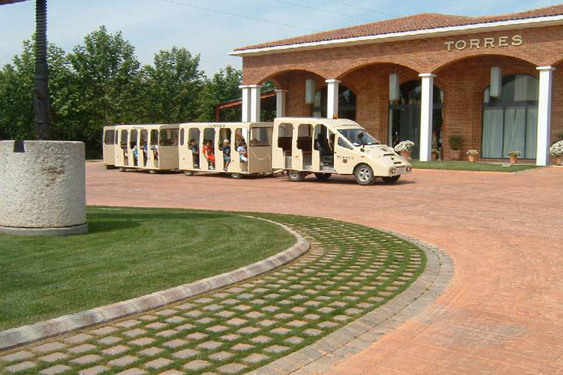 terana-green-bodegues-torres-desierto-breinco