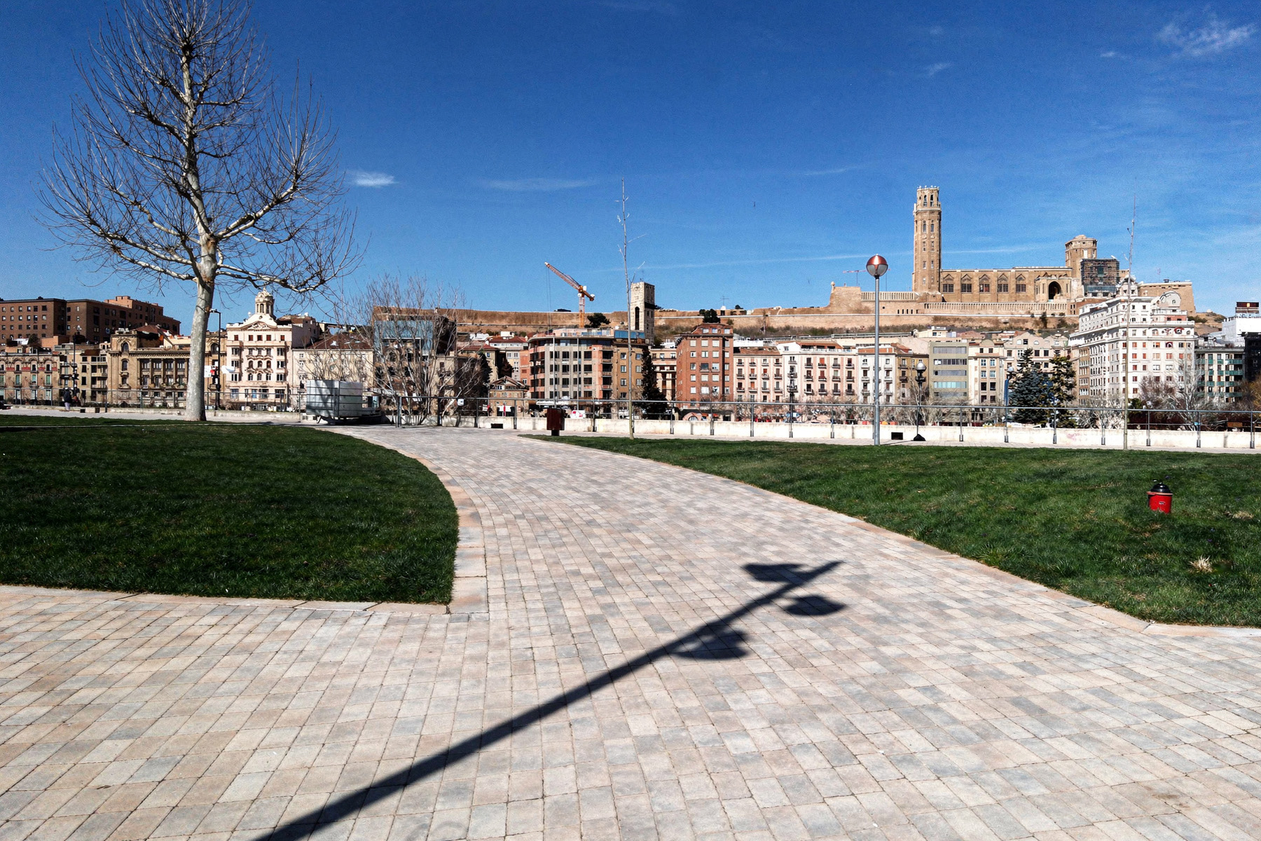 terana-six-camps-elisis-lleida-arena-pavement-breinco