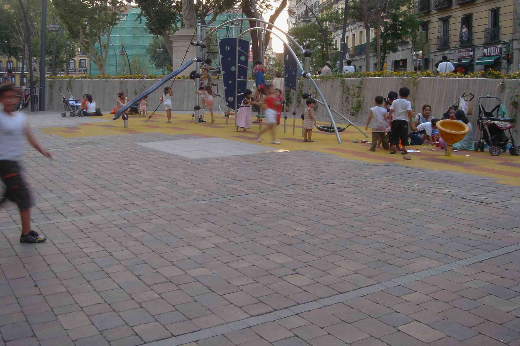 tirso-de-molina-madrdi-tegula-art_21_11zon