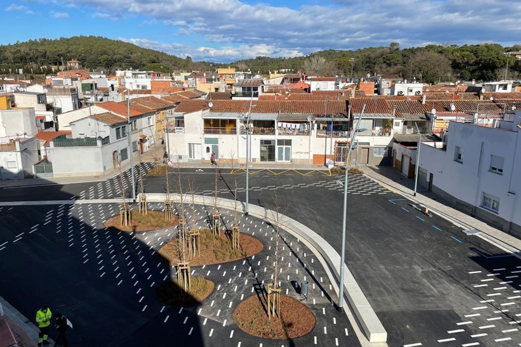 1-plaça-germans-sabat-girona-obra-wet-cast-breinco-pavimento-mobiliario
