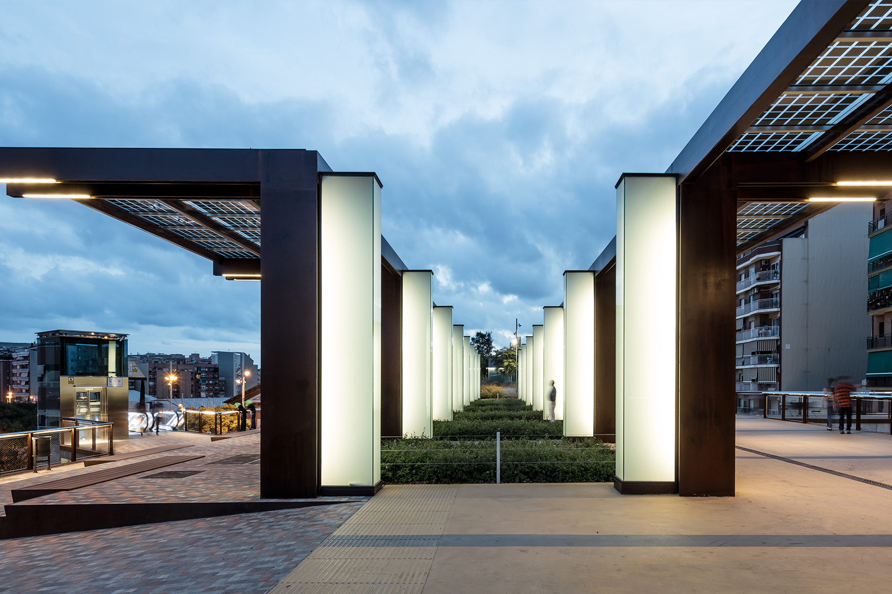 1-sants-highline-breinco-barcelona-pavimento-air-clean