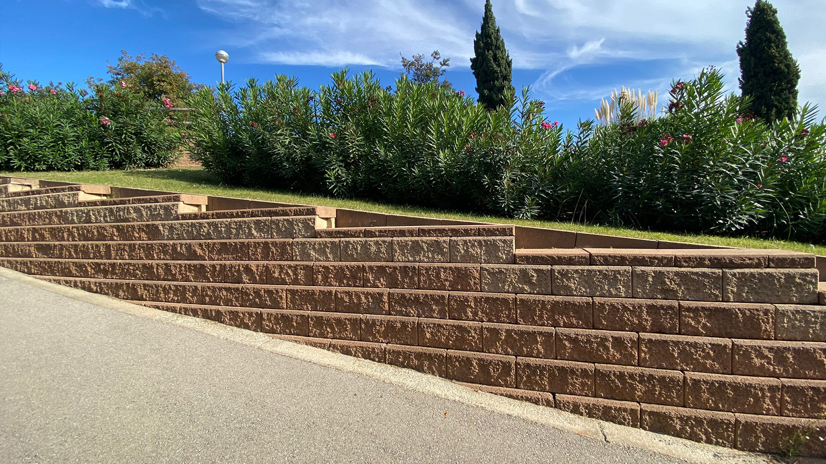 3-cabrera-de-mar-cami-del-mig-beige-ab-stones-caps-breinco-muros-de-contencion