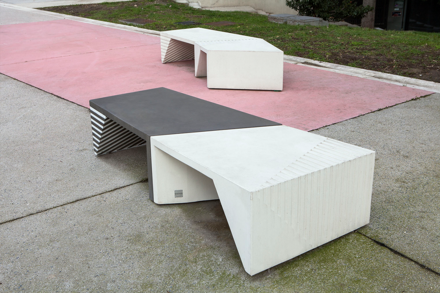 4-paris-jardins-de-arche-losas-hormigon-wetcast-breinco