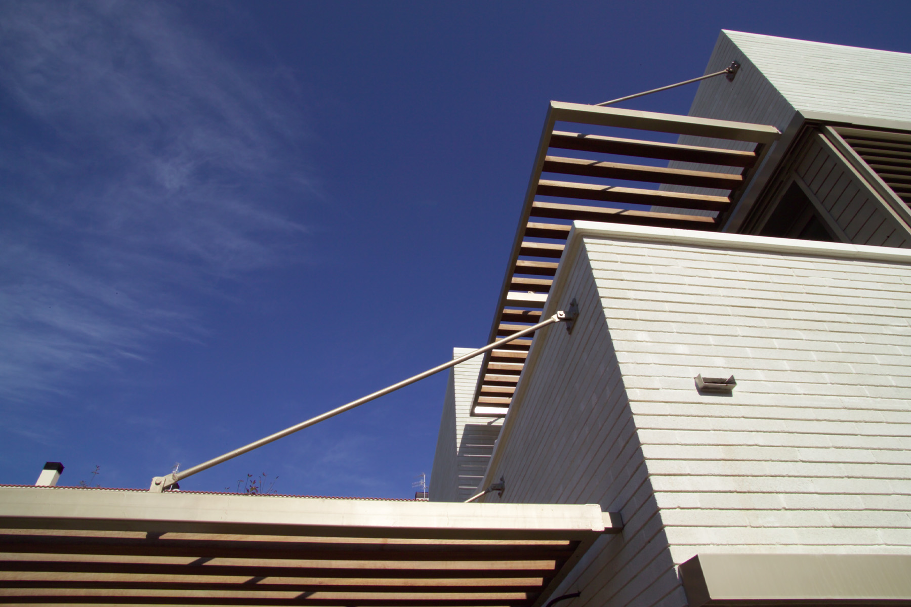 Landbrick-contract-white-castell-d'aro-detail