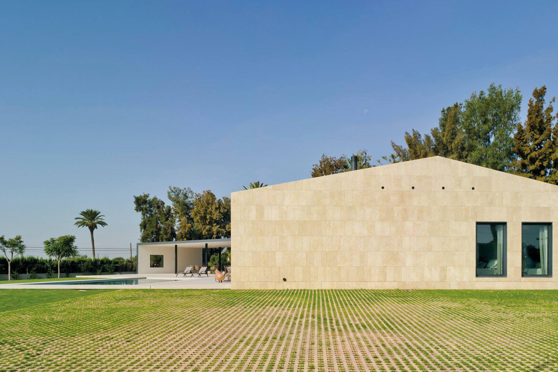 Llosa-trama-green-casa-particular-desierto-elche-valencia-breinco