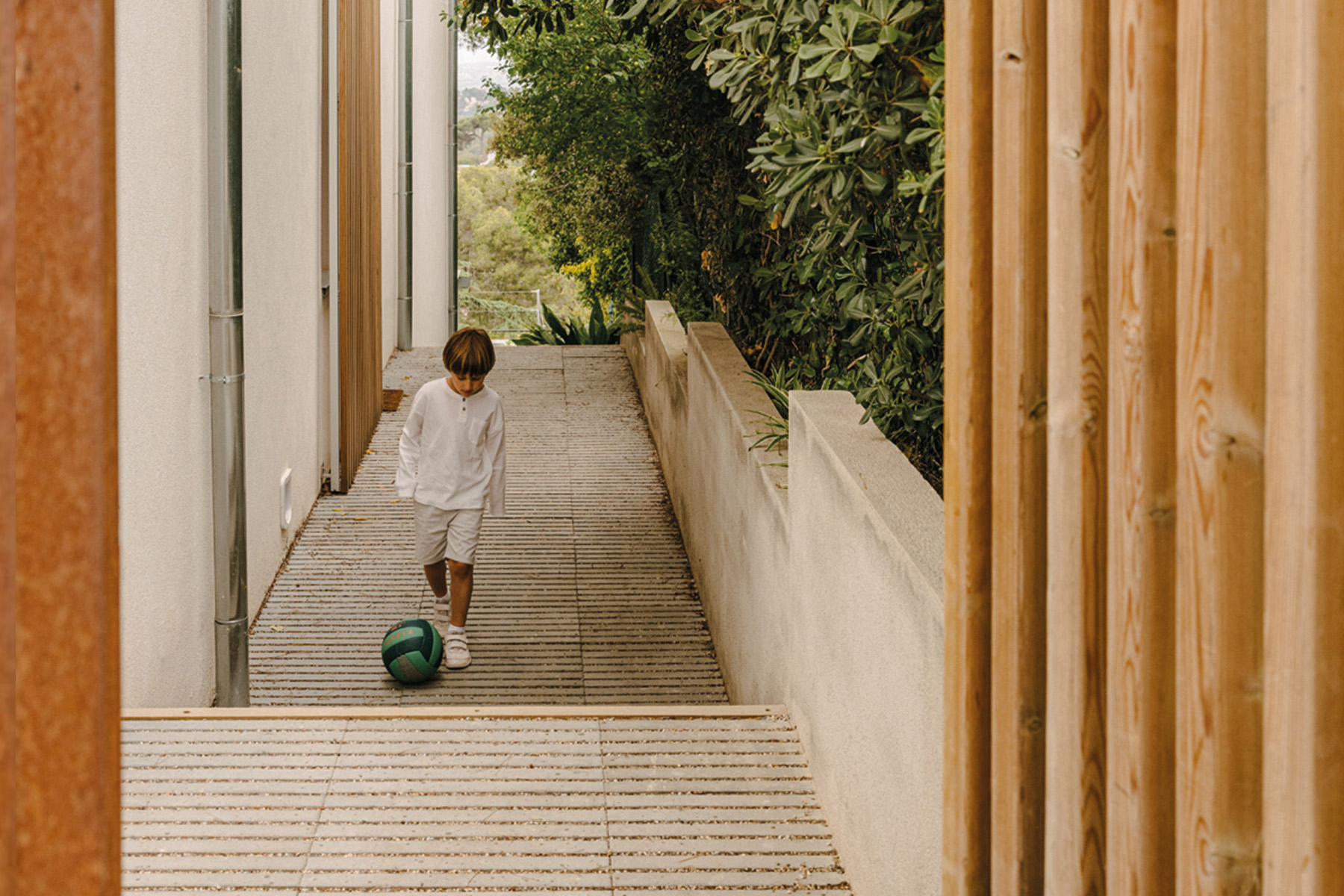 llosa-filtra-grey-home-casa-vallvidrera-barcelona