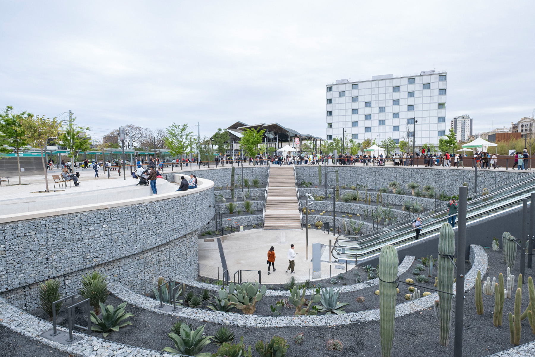 1-glories-barcelona-hormigon-arquitectonica-wetcast-breinco-canopia