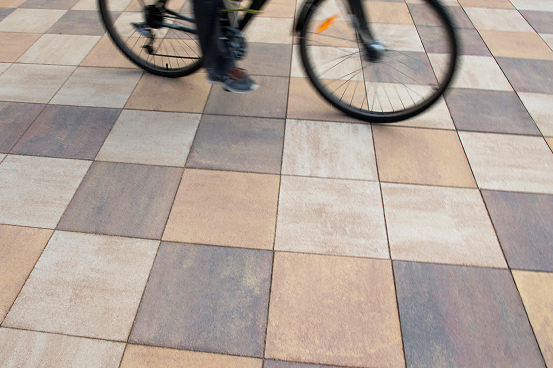 Breinco-Air-clean-pavimento-exterior-anticontaminante-Hospital-Maternitat-bcn