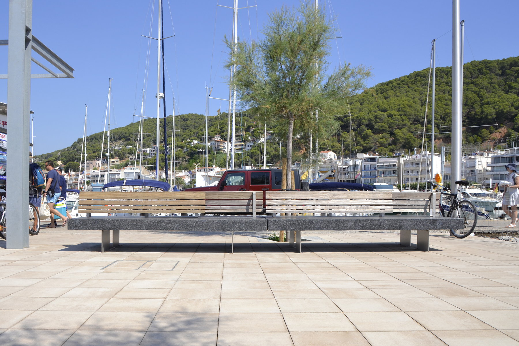 pause-port-black-nautic-estartit-girona-backrest-llosa-vulcano_editada