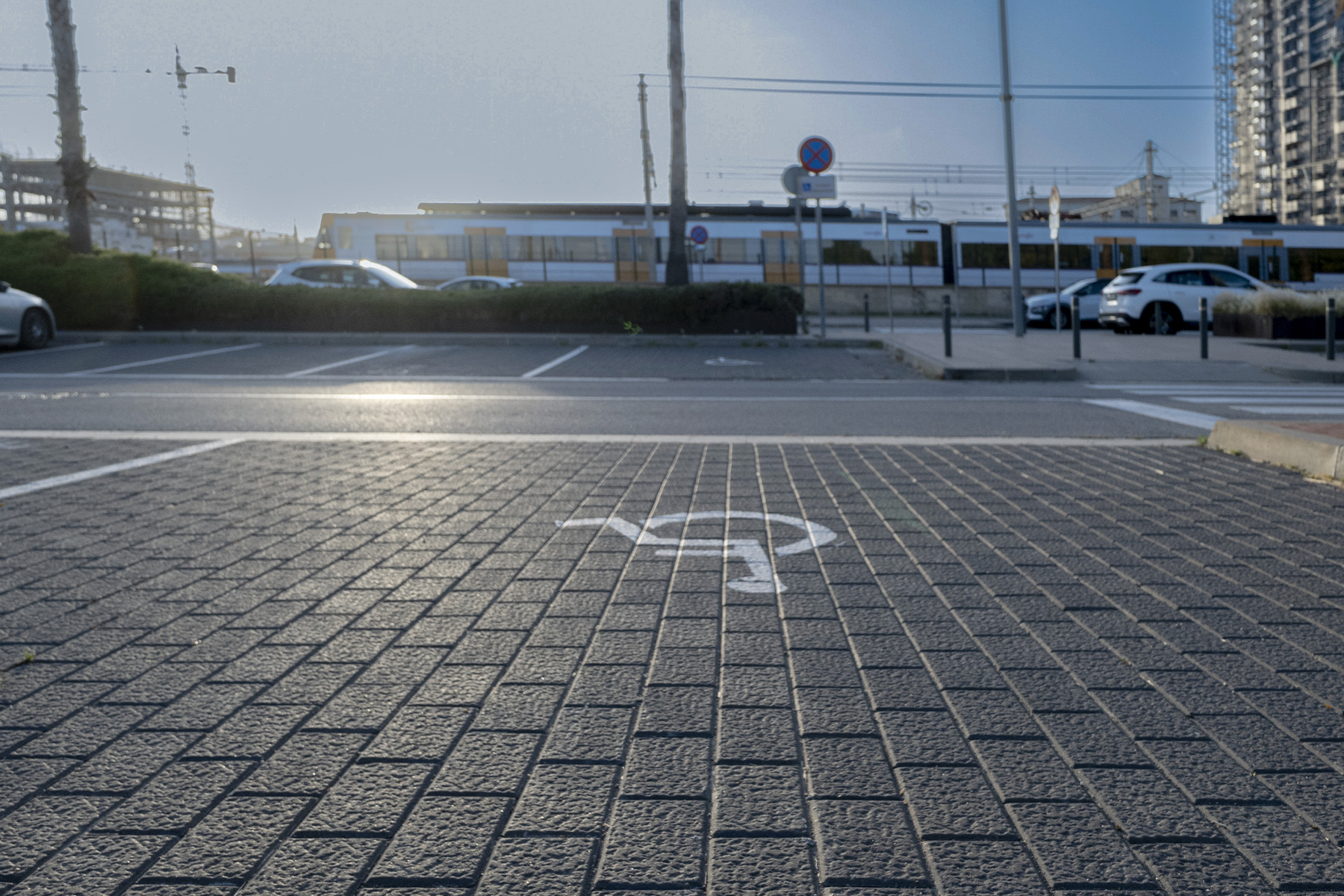 petreo-black-port-mataro-barcelona