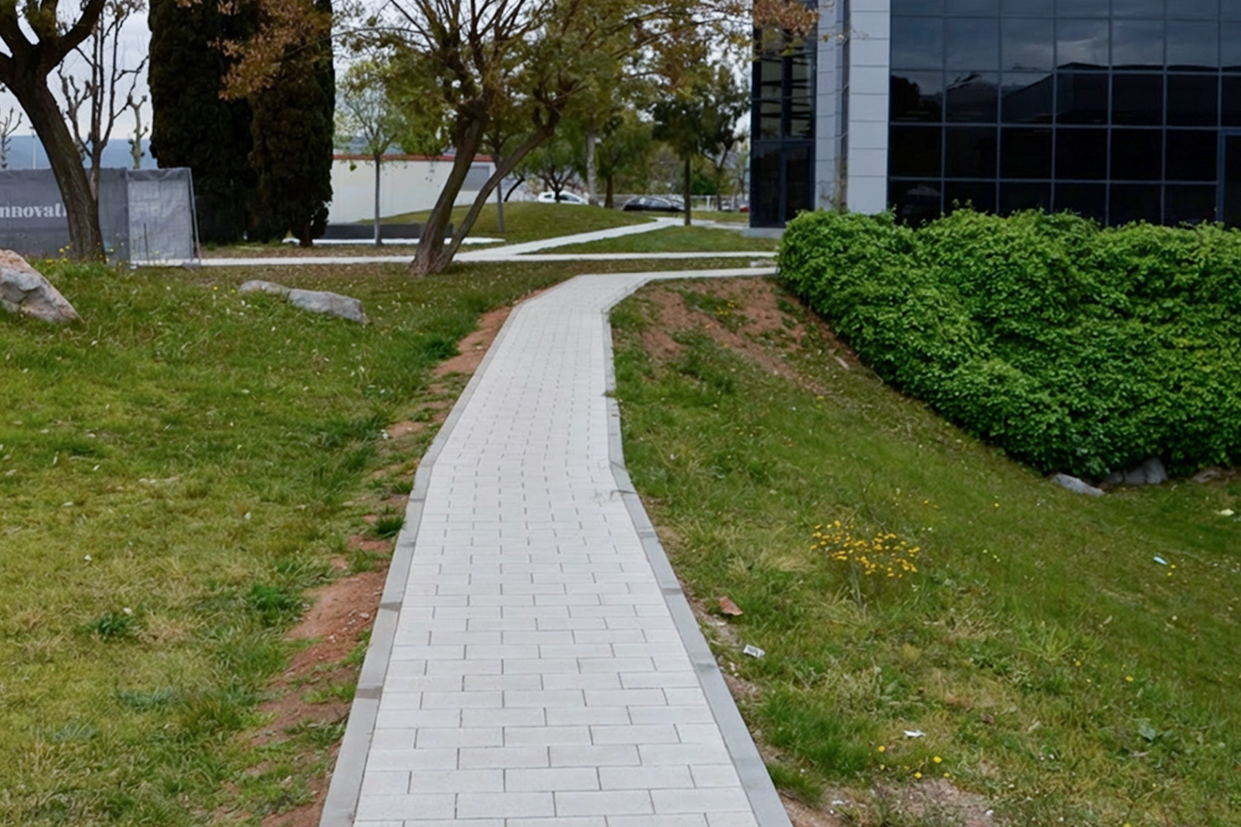 3-Ishi-contract-white-edifici-mas-blau-Prat-llobregat-bcn-bordillo