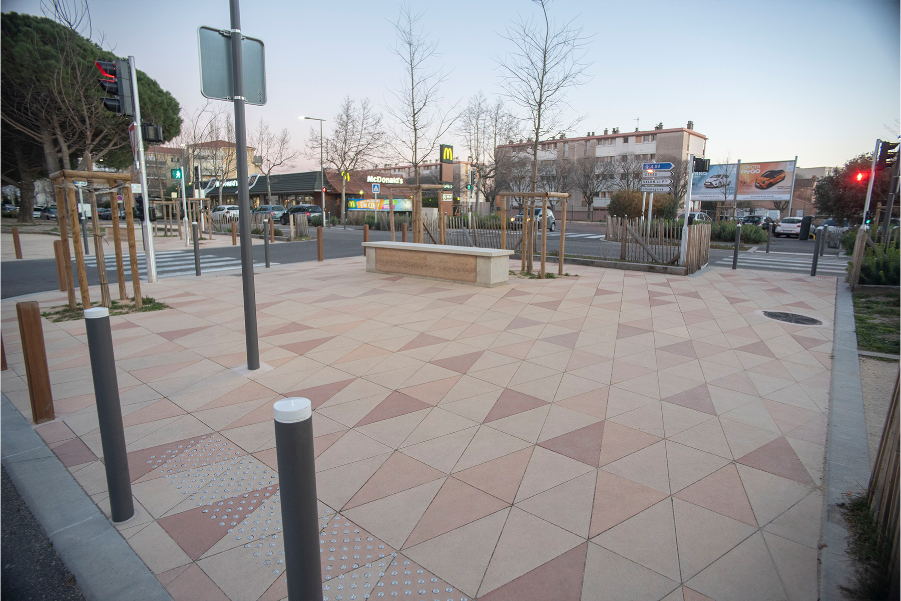 3-parque-urbano-boulevard-aubanel-miramas-llosa-triangular-francia-breinco-air-clean