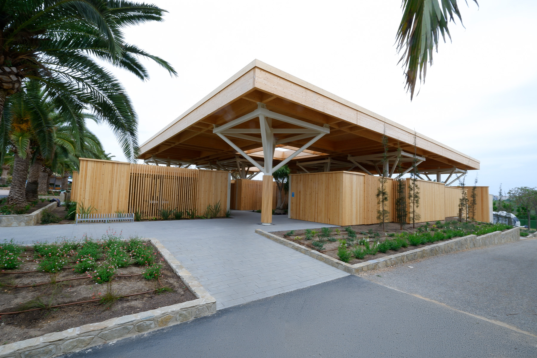 3-penta-grey-breinco-camping-sanguli