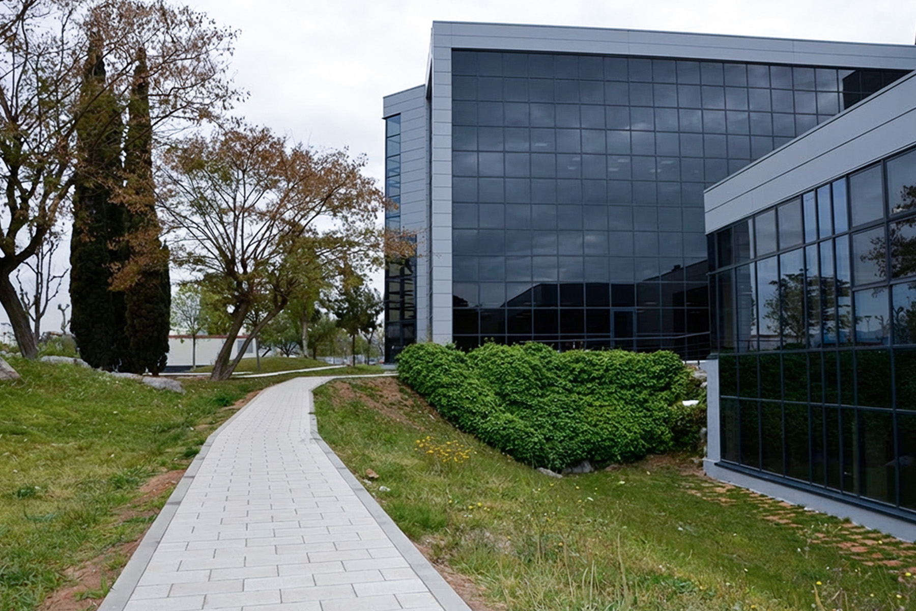 4-Ishi-contract-white-edifici-mas-blau-Prat-llobregat-bcn-bordillo