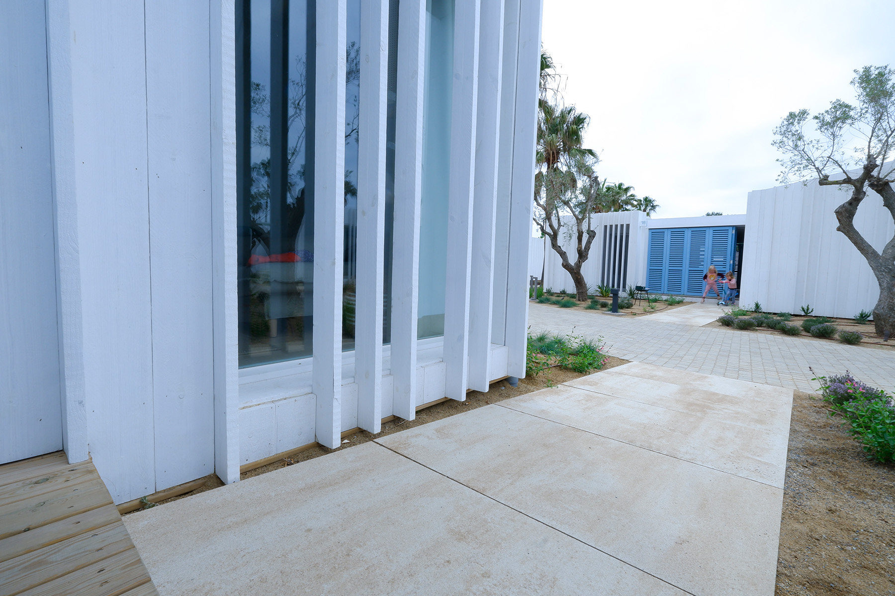 5-gran-llosa-vulcano-marfil-camping-sanguli