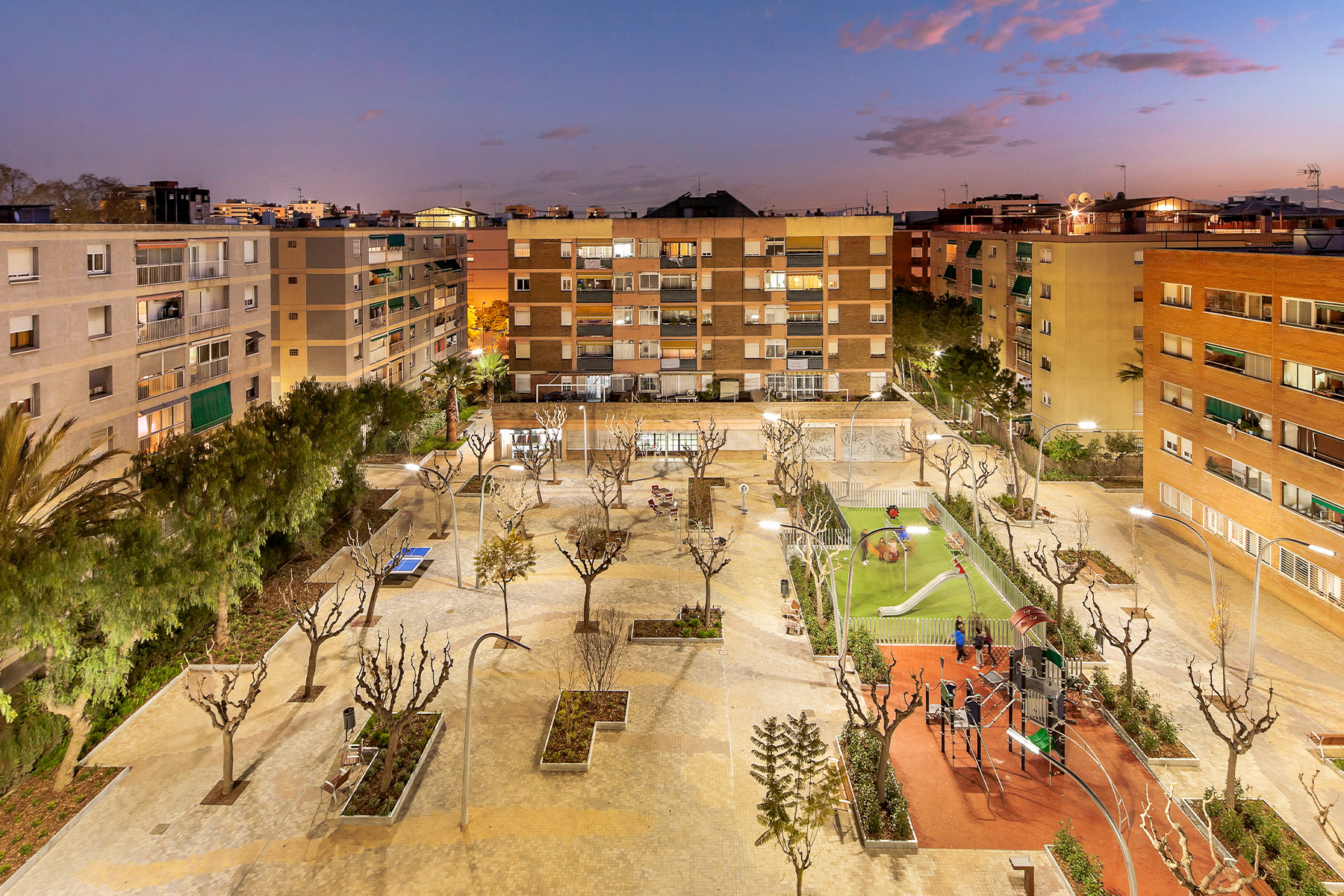 6-Terana-square-mix-esplugues-rafael-alberti-park