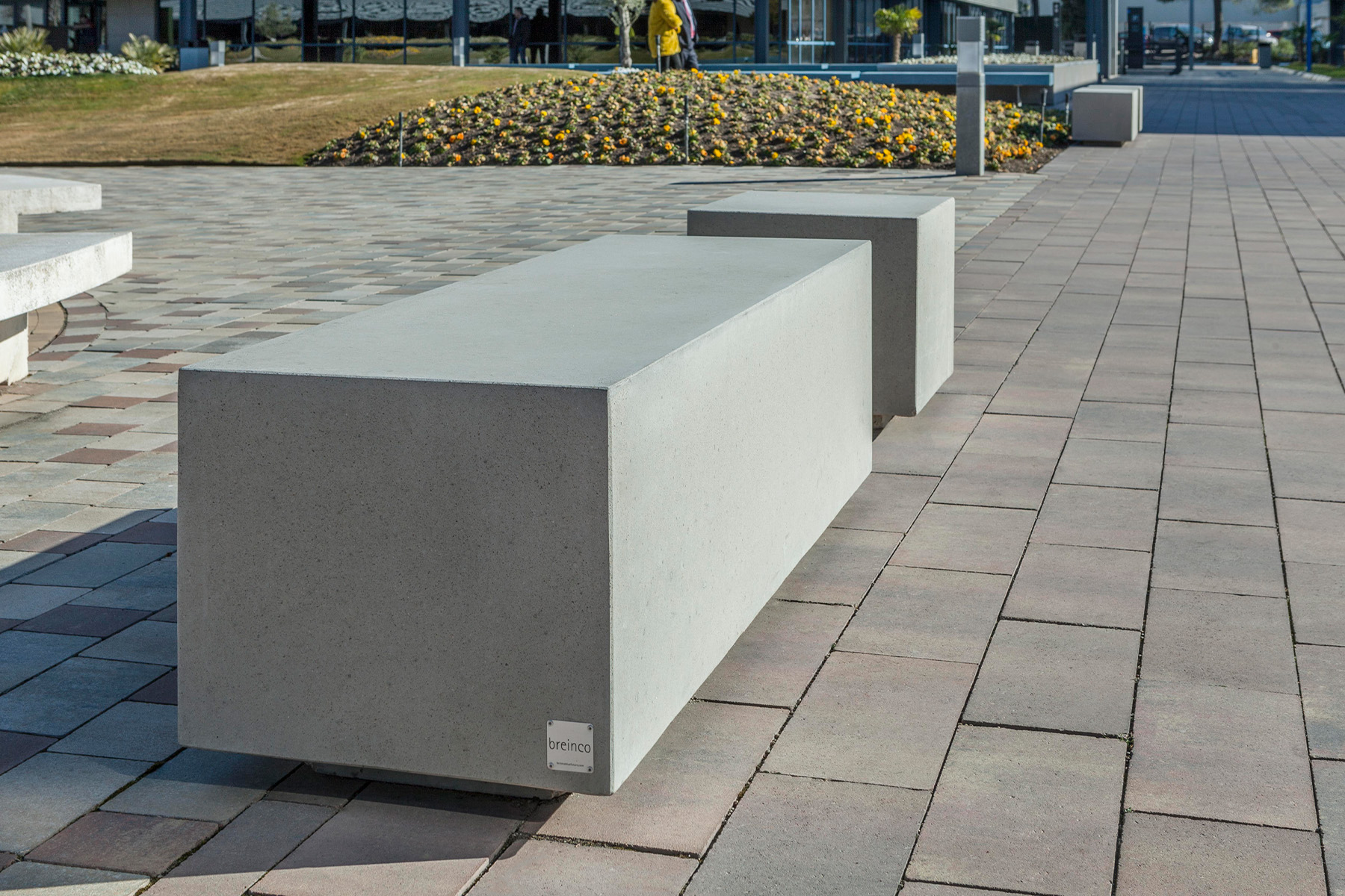 Basic-50-contract-white-centro-de-negocios-san-fernando-madrid