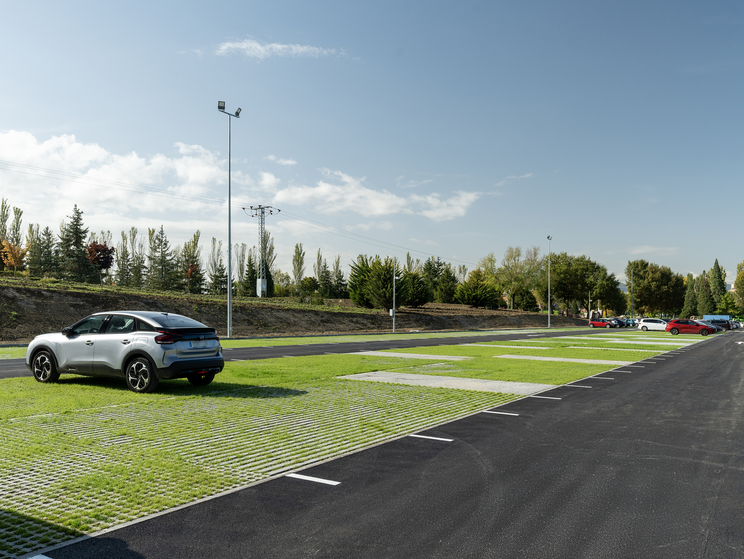 Breinco parking comedores UNAV (17)