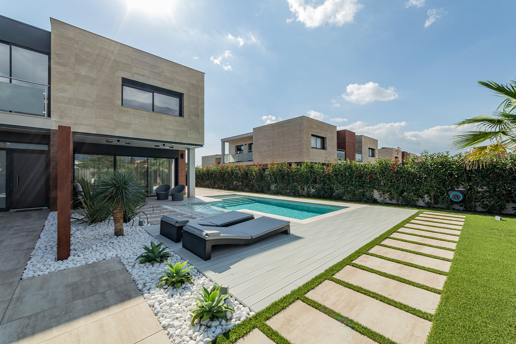 Gran-llosa-vulcano-home-marfil-cardedeu-bcn-catalunya - - copia