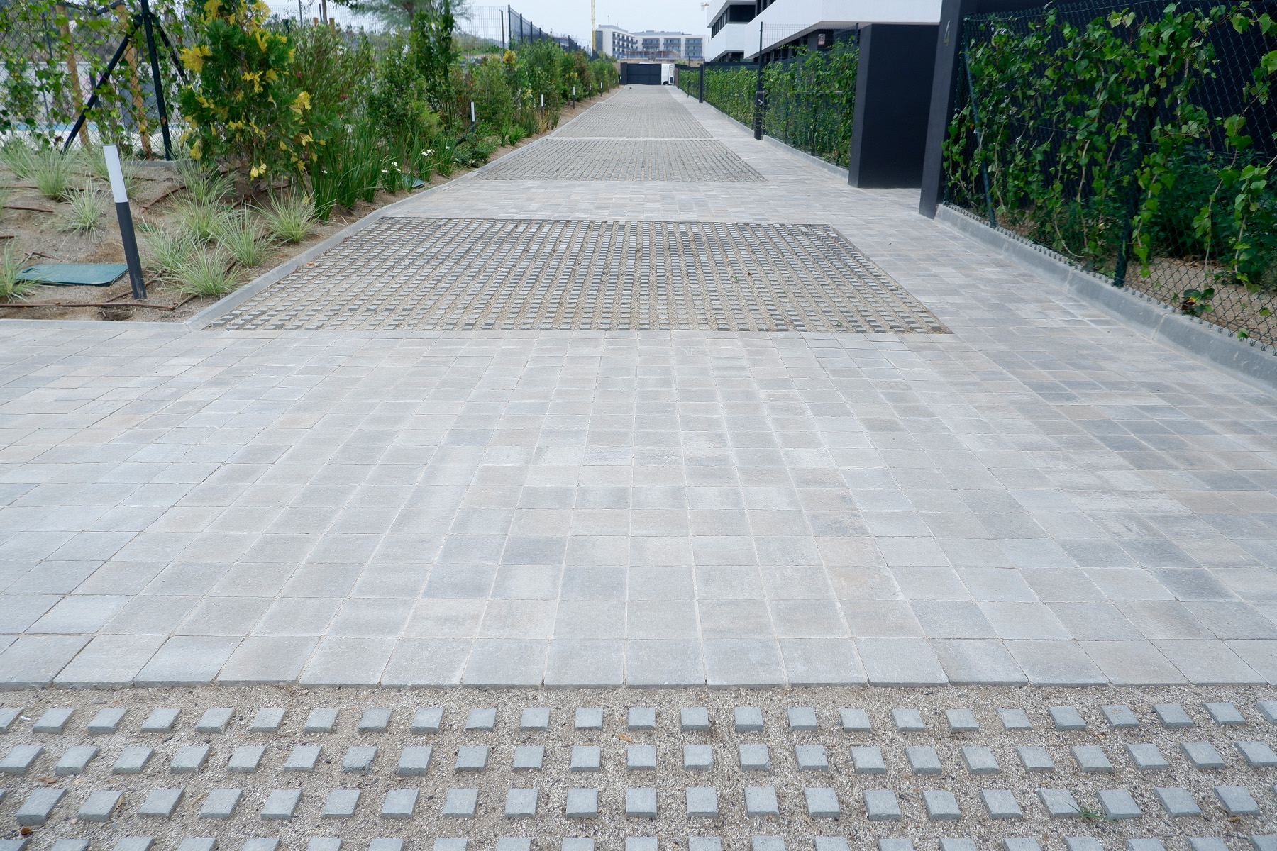 Llosa-illa-contract-grey-sitges-barcelona